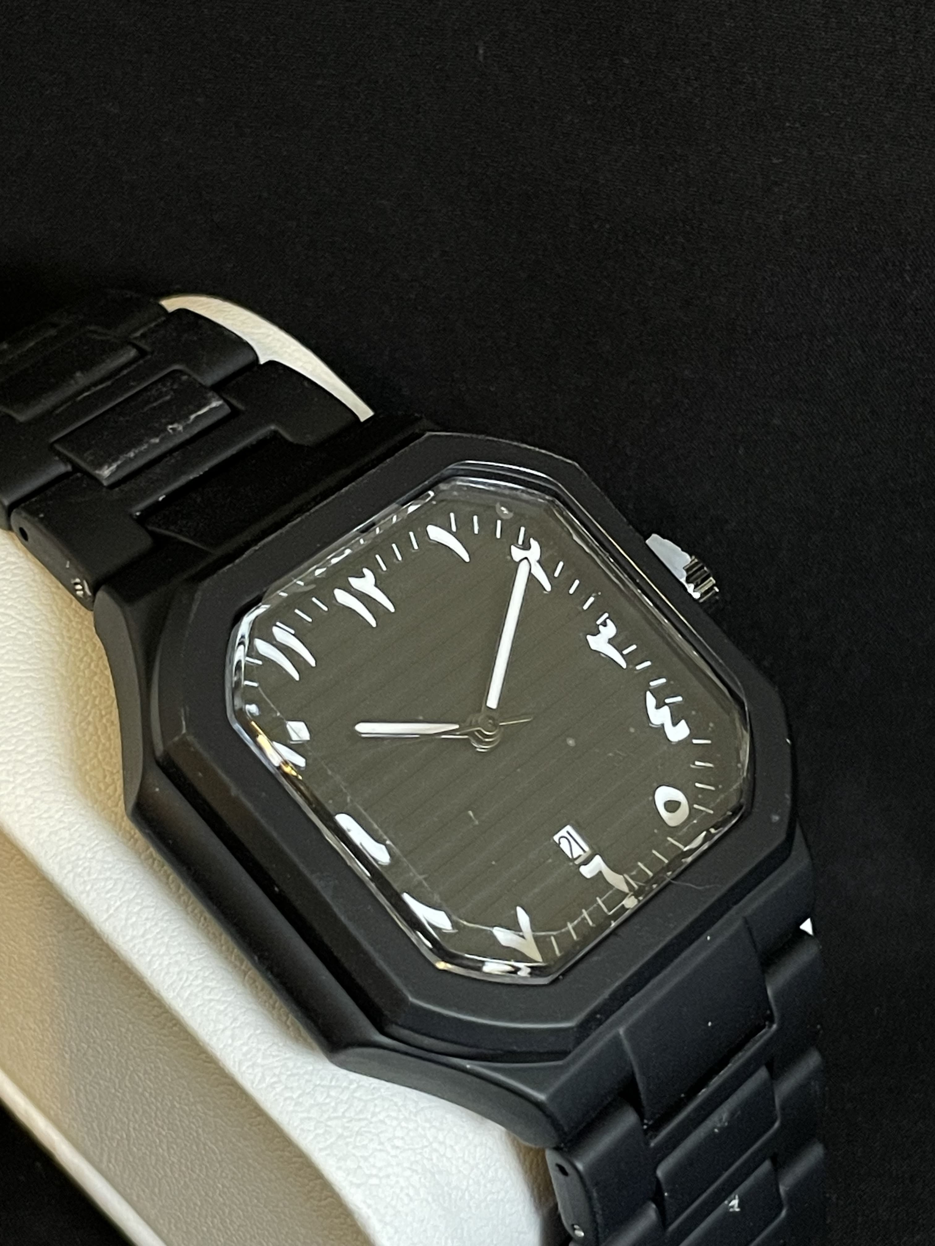 FULL Black chiffre arabe