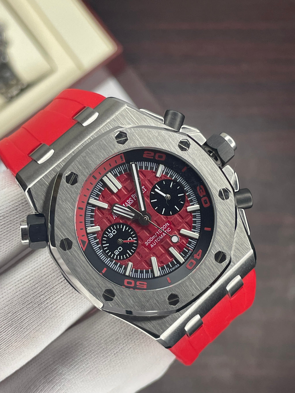 AP Royal OAK off share Rouge